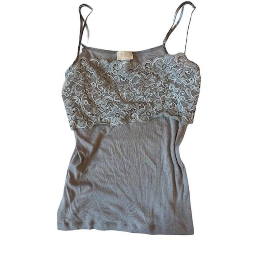 goodness gracious >.< | gorgeous Y2K grey lace tank top
